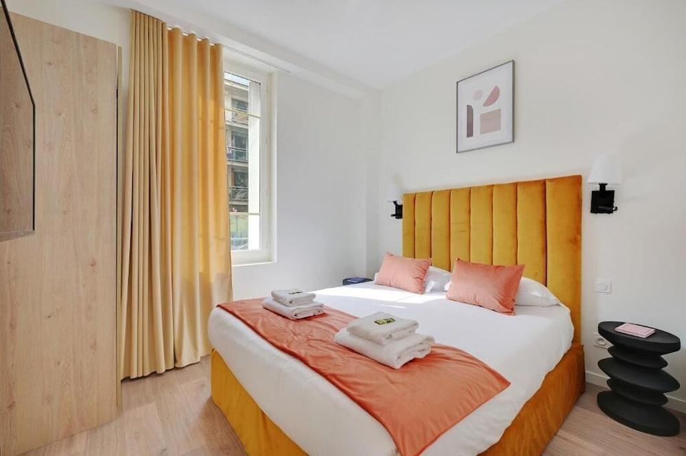 La Lumière de Paris Room Type - Superior Apartment