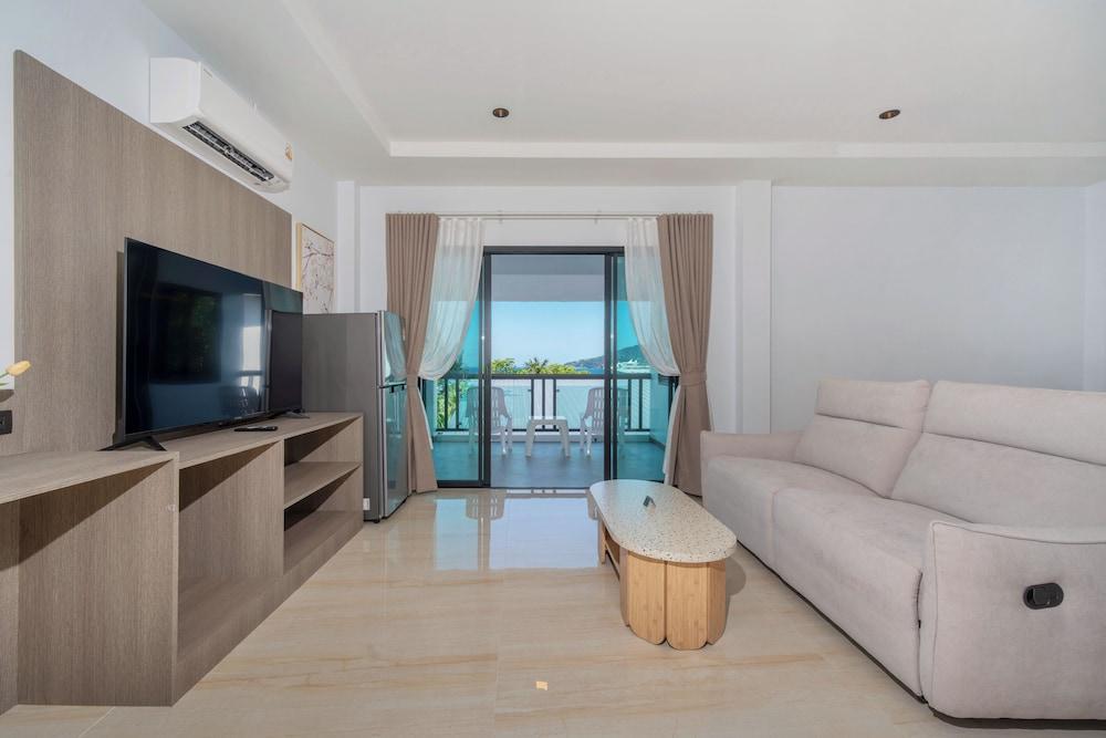 The Hideout Beachfront Room Type - Deluxe Double Room