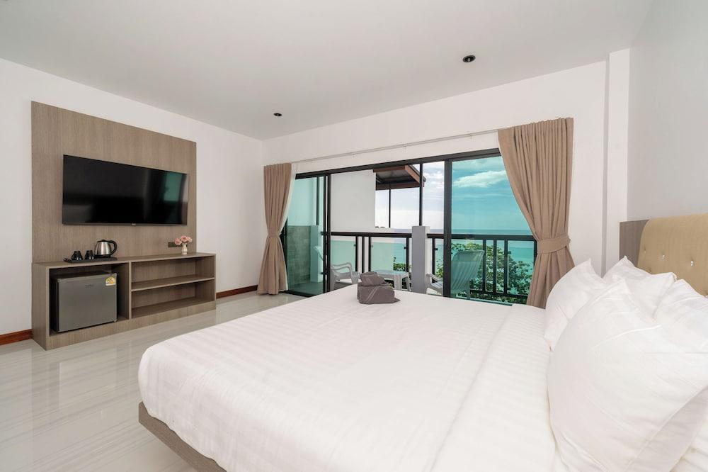 The Hideout Beachfront Room Type - Junior Apartment, Balcony, Sea View