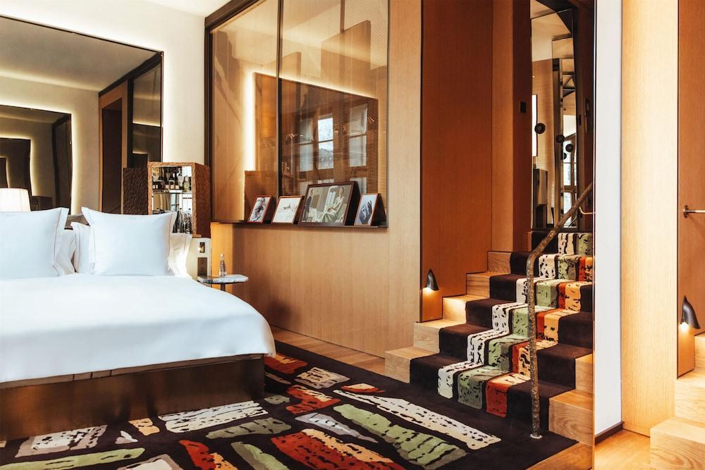 Sax Paris, LXR Hotels & Resorts Room Type - Junior Suite, 1 King Bed