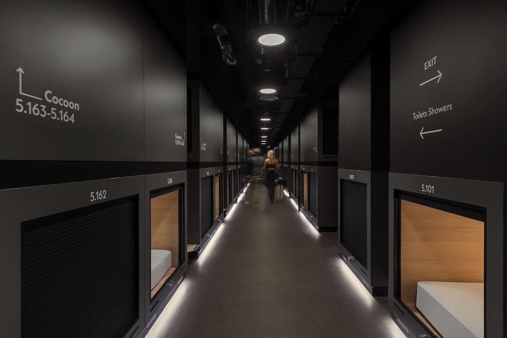 Zedwell Capsule Hotel, Piccadilly Circus - Tap to explore photos