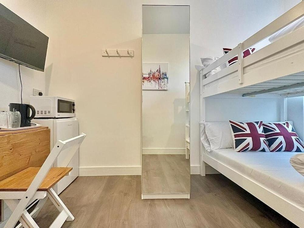 Pentonville Rooms - Tap to explore photos