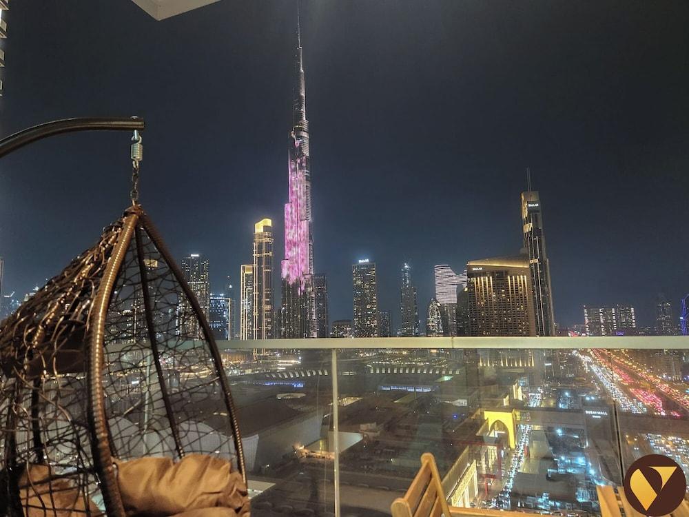 Vogue| Vida Dubai Mall with Direct ِAccess to Mall