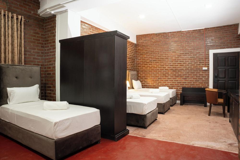Trillium Boutique Express Hotel Room Type - Family Quadruple Room