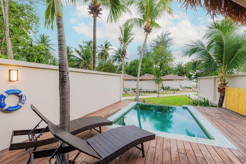 Samaraya Wellness Resort Room Type - Seaview pool Villa