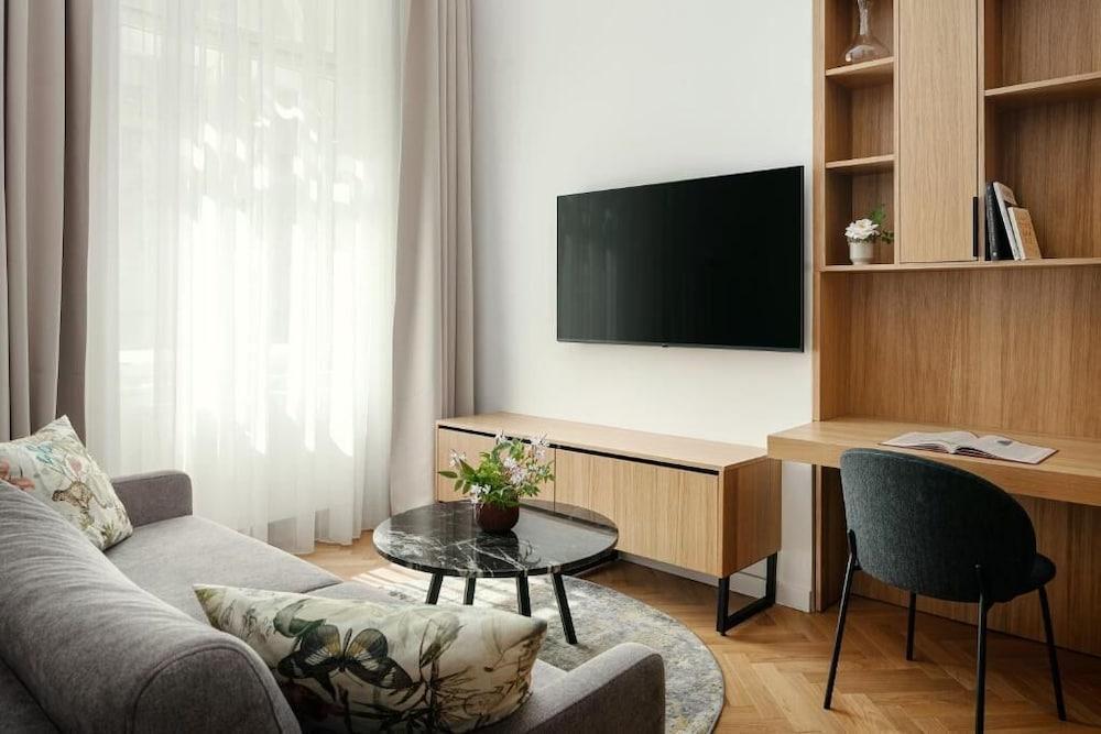 Six Residences Prague Room Type - Classic Apartment, 2 Bedrooms, Non Smoking, Air conditioning
