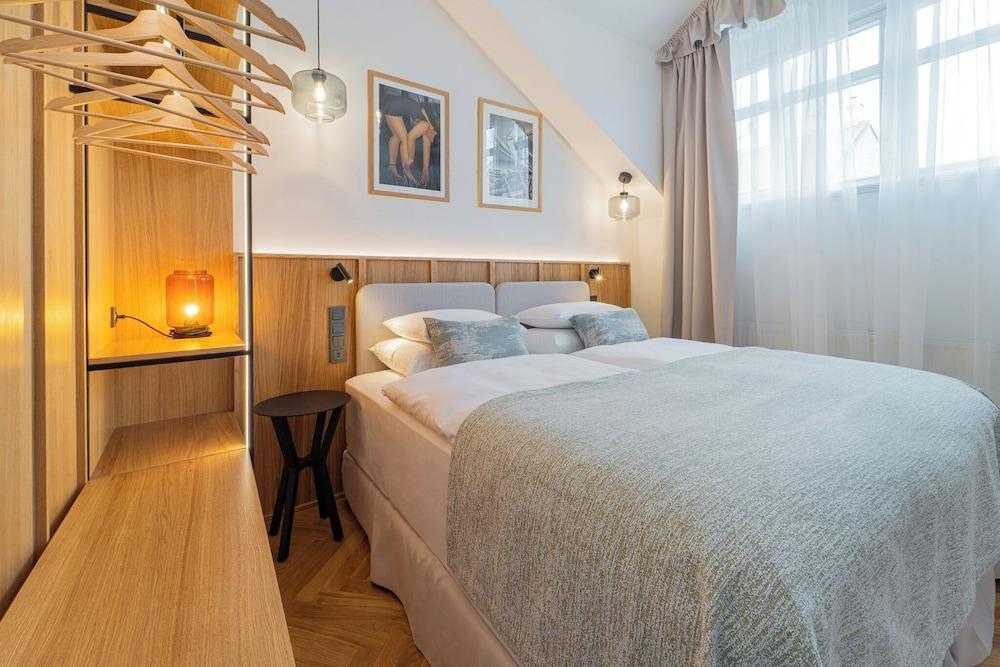 Six Residences Prague Room Type - Classic Apartment, 2 Bedrooms, Non Smoking, Mezzanine Six Residences Prague Room Type - Classic Apartment, 2 Bedrooms, Non Smoking, Mezzanine