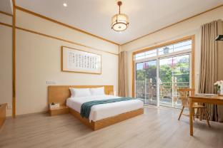 Floral Hotel Shanghai Chongming Juxing 77 Hotel Room Type - Family Suite