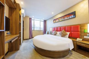chengfeng hotel(jianggao dian) - Tap to explore photos