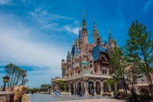 Atour Ligh Hotel Shanghai International Tourism and Resorts Zone Xinchuan Road  - Tap to explore photos