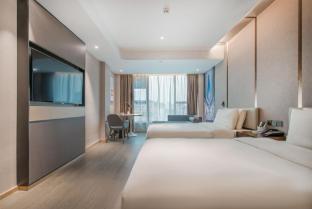 Atour Hotel Sanyuanli Avenue Guangzhou Baiyun Station - Tap to explore photos