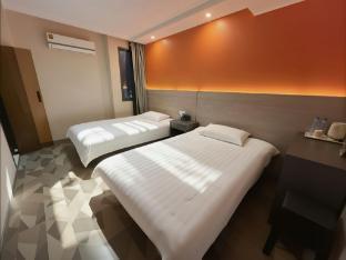 Chunjiu Holiday Hotel - Tap to explore photos