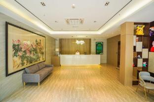 Fanhua Hotel - Tap to explore photos