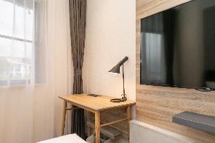Hanting Premium Hotel Shanghai Jiuting Plaza Hotel - Tap to explore photos