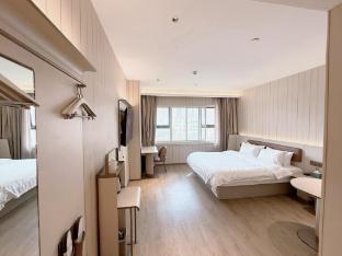 Hanting Hotel Shanghai Railway Station North Square - Tap to explore photos