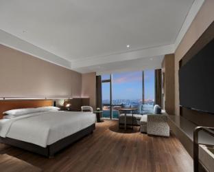 Hyatt Regency Shanghai Songjiang Room Type - 1 King Bed, Lake View Deluxe