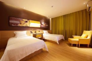 IU Hotel Guangzhou Taihe Square Branch - Tap to explore photos