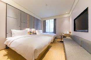 Ji Hotel Shanghai Lingang New Town - Tap to explore photos