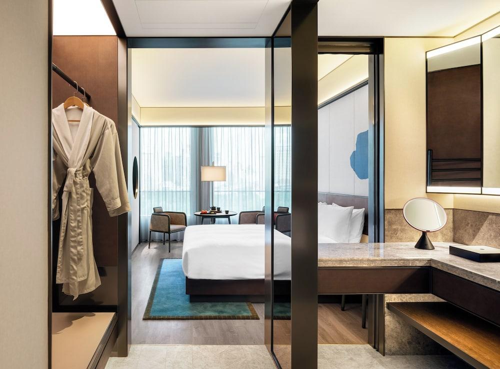 JOYA Shanghai Gubei Room Type - Classic Single Room, 1 King Bed, Non Smoking, City View JOYA Shanghai Gubei Room Type - Classic Single Room, 1 King Bed, Non Smoking, City View
