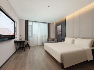 JunXing Hotel - Tap to explore photos