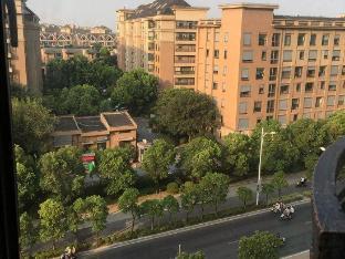 Lvtu Zhijia Apartment Hotel - Tap to explore photos