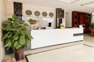 Longxiang Hostel