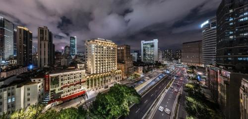 MEHOOD Elegant Hotel Shanghai Bund - Tap to explore photos