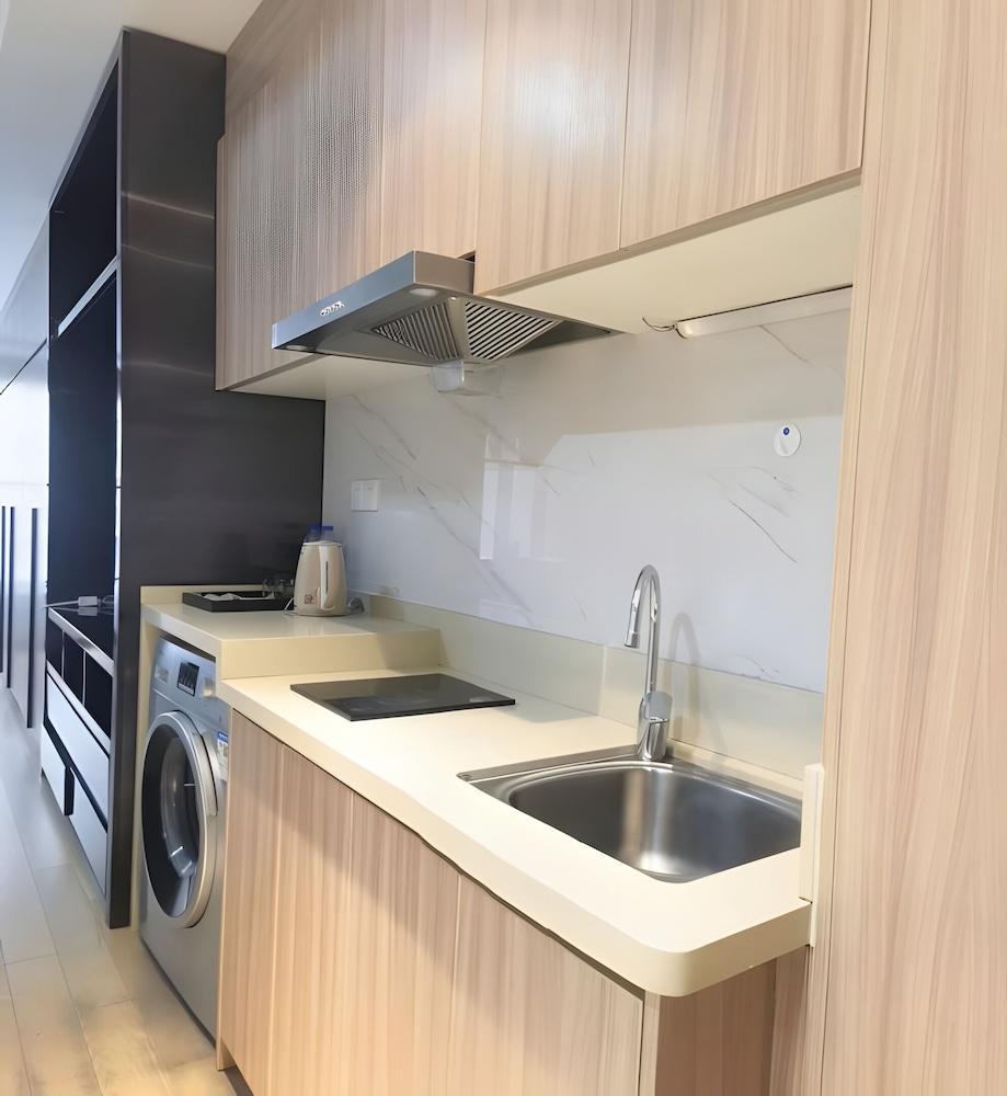 Yazhi Apartment Room Type - Family Quadruple Room