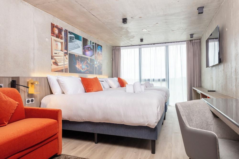 Ki Space Hotel & Spa, près de Disneyland Paris Room Type - Club Quadruple Room, Multiple Beds, Pool Access