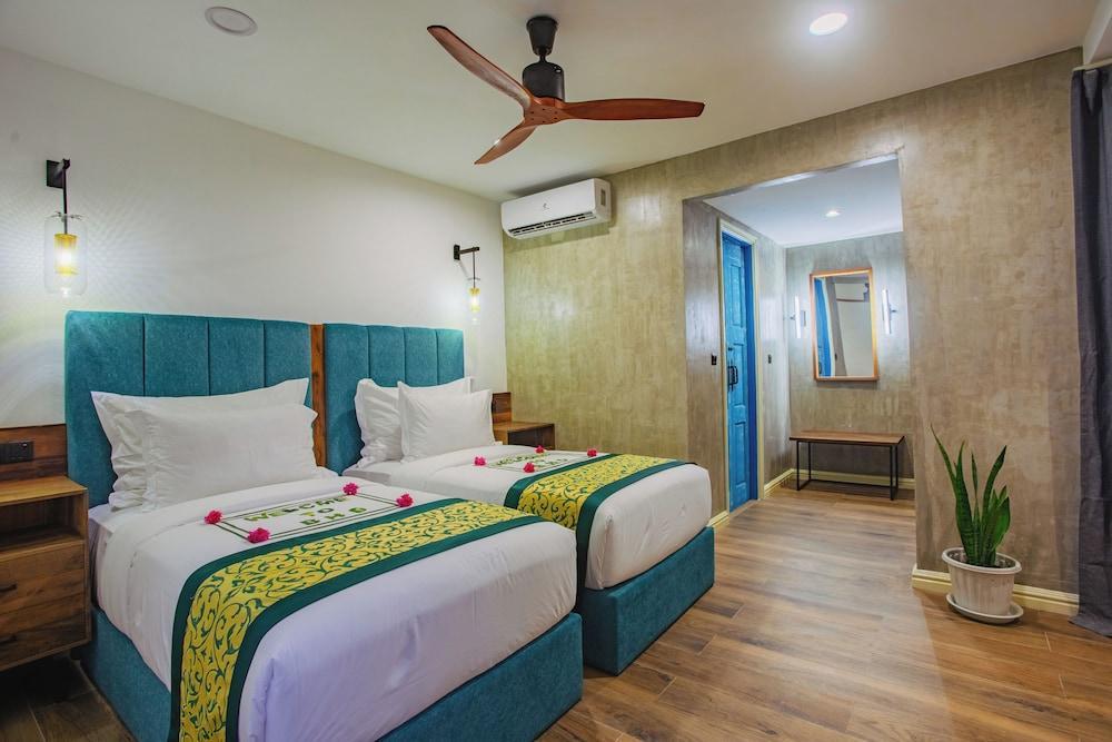 Beach Hotel Dhigurah Room Type - Comfort Double or Twin Room Beach Hotel Dhigurah Room Type - Comfort Double or Twin Room