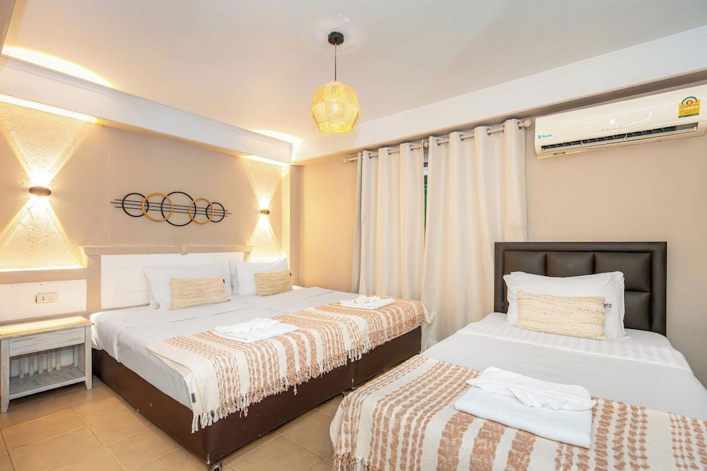 The Taksim Bangla Beach Hotel Room Type - Standard Triple Room The Taksim Bangla Beach Hotel Room Type - Standard Triple Room