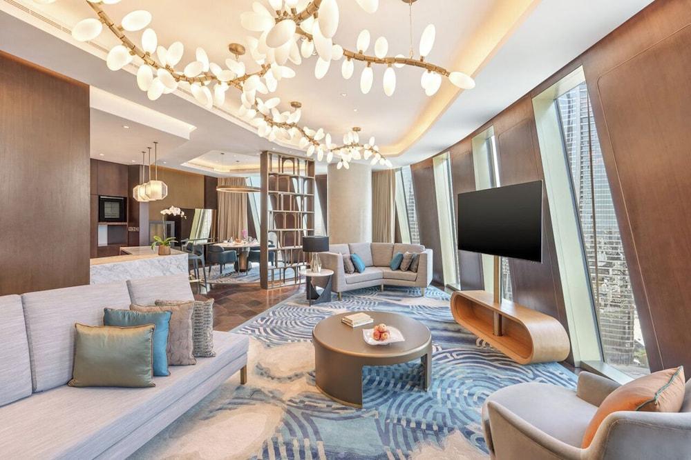 Mandarin Oriental Downtown, Dubai Room Type - Mandarin, Signature Suite