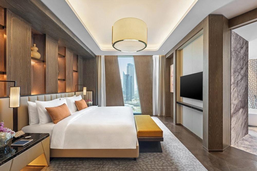 Mandarin Oriental Downtown, Dubai Room Type - Panoramic Suite, 2 Bedrooms Mandarin Oriental Downtown, Dubai Room Type - Panoramic Suite, 2 Bedrooms