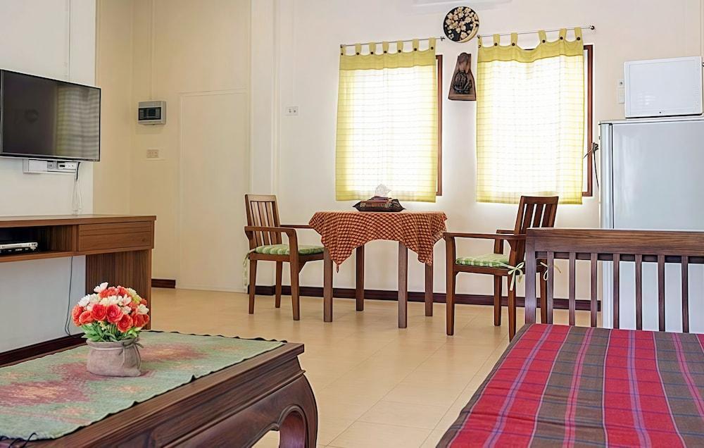 OYA International Resort Phuket Room Type - Comfort Studio Suite, Balcony, Garden View OYA International Resort Phuket Room Type - Comfort Studio Suite, Balcony, Garden View