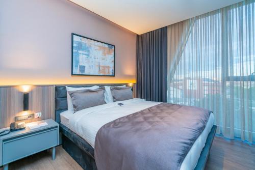 Romatem Move Accessible Hotel - Tap to explore photos