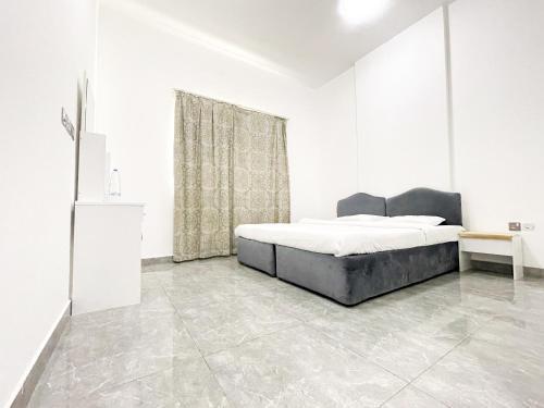 Warsan Star Residence - Home Stay - Tap to explore photos