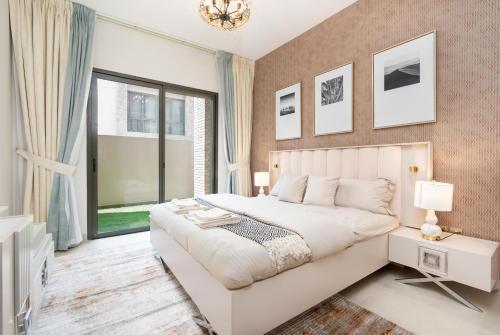 Ahlan HH - 1BR Haven with Study Room - Eleganz by Danube - Tap to explore photos