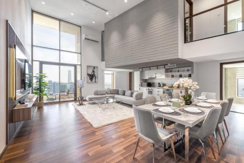 Ultra Luxury JBR Duplex Penthouse - Beach Resorts Neighbourhood - Tap to explore photos