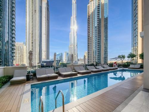 Act One Act Two by Emaar, Downtown Dubai - Tap to explore photos