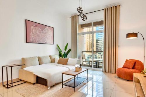 Serene 1BR with Stunning Marina Views @DubaiMarina - Tap to explore photos