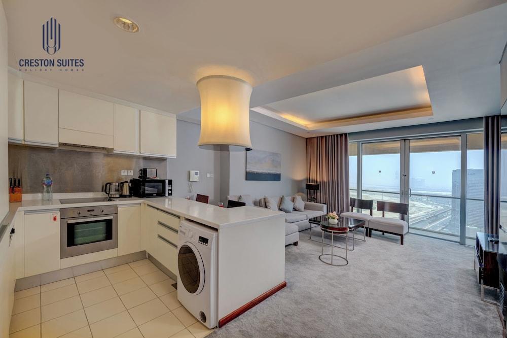Creston Suites Vacation Homes Rental - The Dubai Mall Residences Room Type - Downtown Luxury 1BR Mall View, Pool, Parking B Creston Suites Vacation Homes Rental - The Dubai Mall Residences Room Type - Downtown Luxury 1BR Mall View, Pool, Parking B