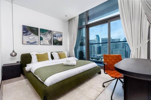Waves Holiday Homes - 15 Northside, Tower 1, Two Bedroom - Tap to explore photos