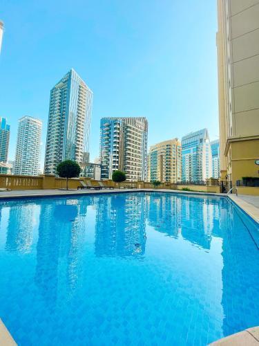 Apartments on JBR by HAPPY SEASON - Tap to explore photos