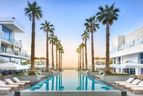 FIVE Palm Jumeirah Premier Apartments - Tap to explore photos