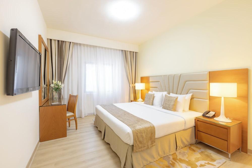 Golden Sands 10 Hotel Apartments Room Type - Two Bedroom Premier