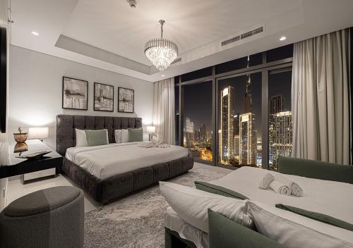 Paramount Midtown Hotel - Luxury Apartments & Infinity Pool with Burj Khalifa View - Tap to explore photos