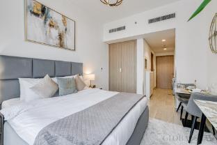 GLOBALSTAY Azizi Riviera 45 - Tap to explore photos