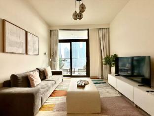 Cozy 1BR Burj Crown Downtown - Tap to explore photos