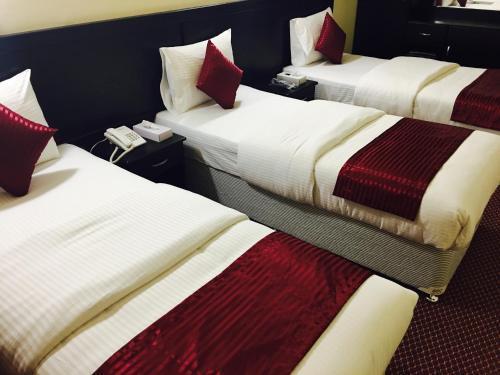 Simba Hotel - Tap to explore photos