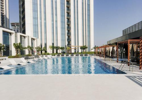 Nasma Luxury Stays - Harbour Gate Tower 1 - Tap to explore photos
